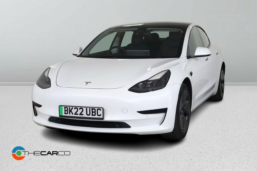 Tesla Model 3 Saloon White #4