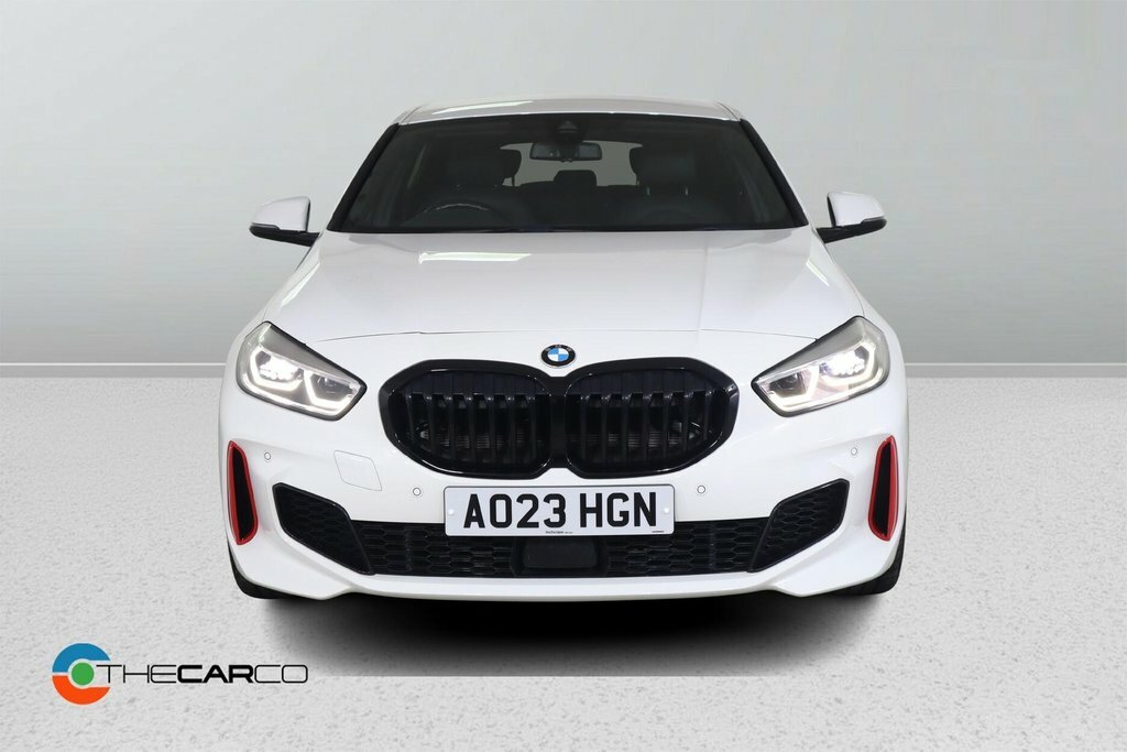 BMW 1 Series Hatchback AO23HGN White #3