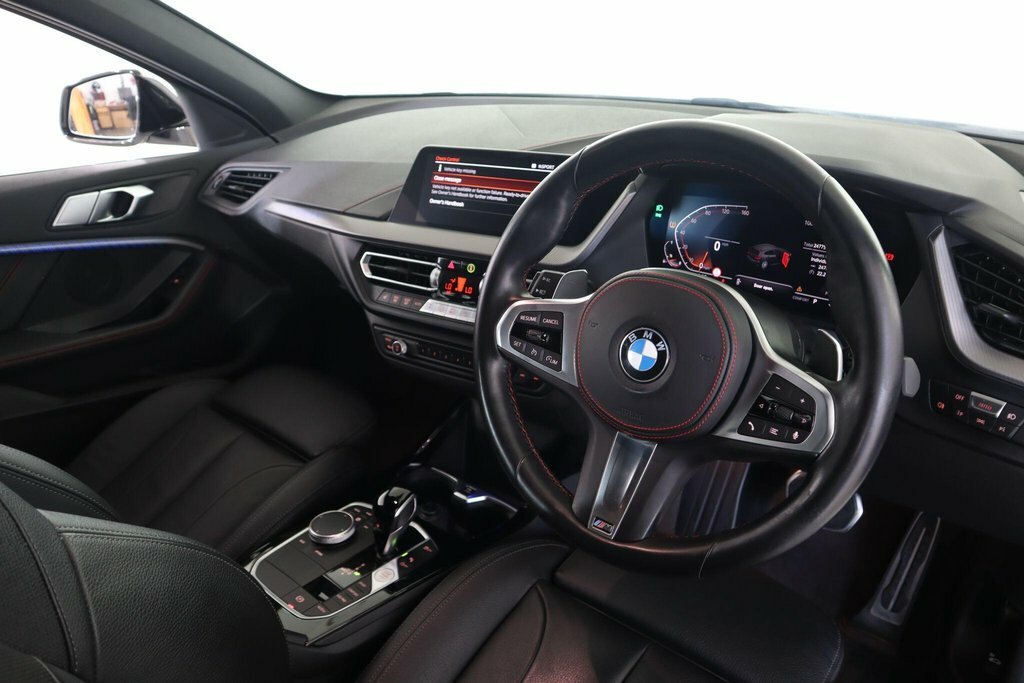 BMW 1 Series Hatchback AO23HGN White #2