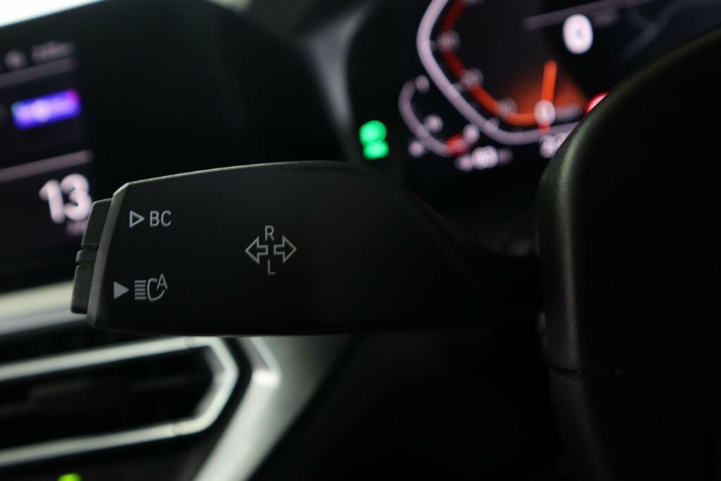 BMW 3 Series Se Blue #18
