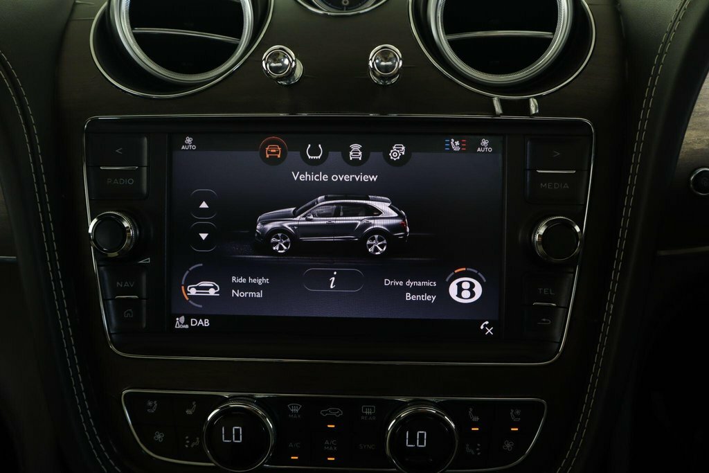 Bentley Bentayga D V8 Black #50