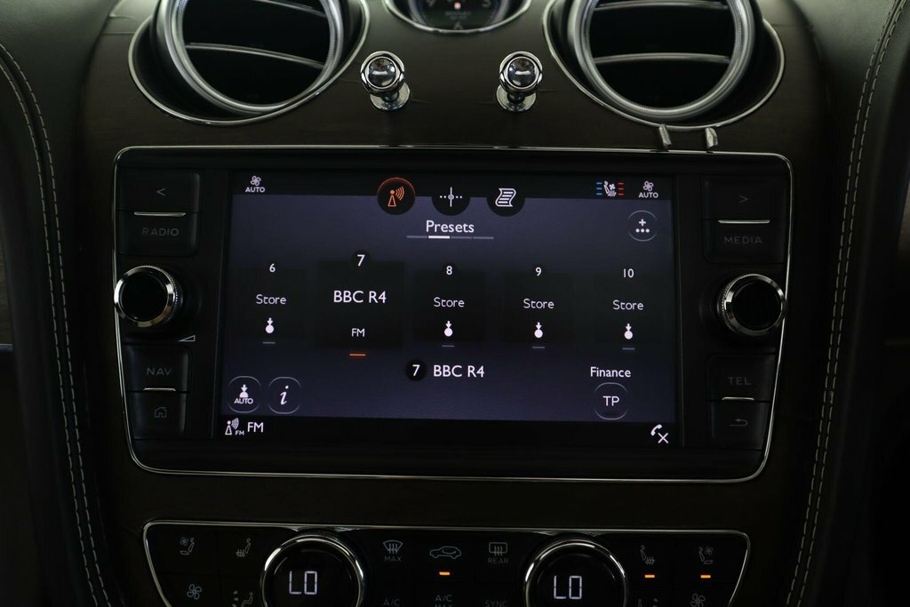 Bentley Bentayga D V8 Black #44
