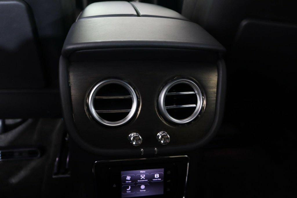 Bentley Bentayga D V8 Black #18