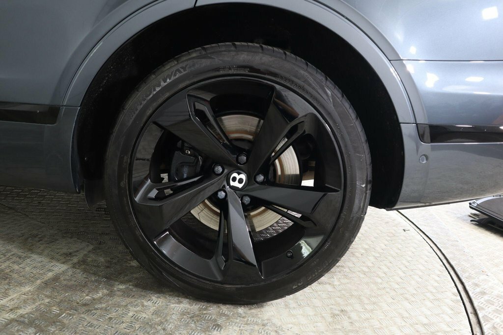 Bentley Bentayga D V8 Black #36