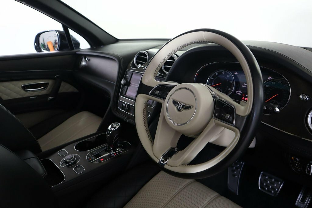Bentley Bentayga Bentayga W12 LX67TWW Grey #2