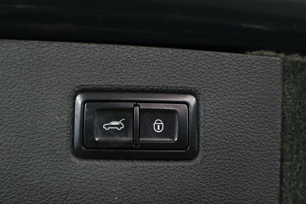 Bentley Bentayga D V8 Black #31