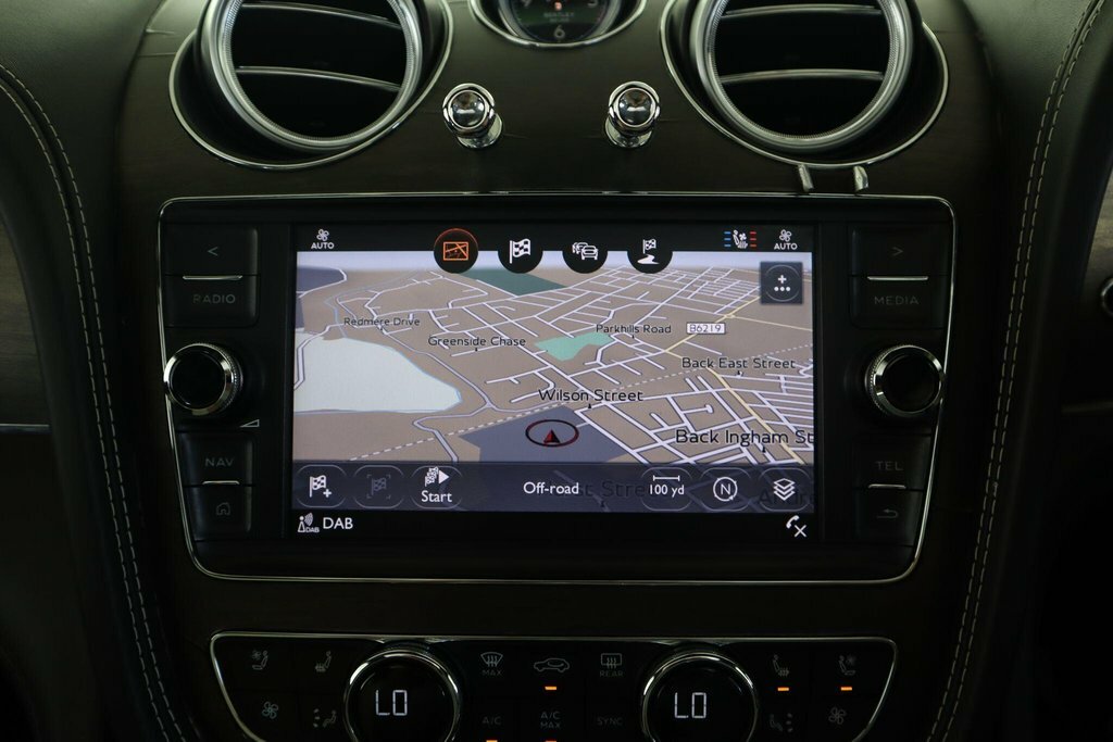 Bentley Bentayga D V8 Black #47