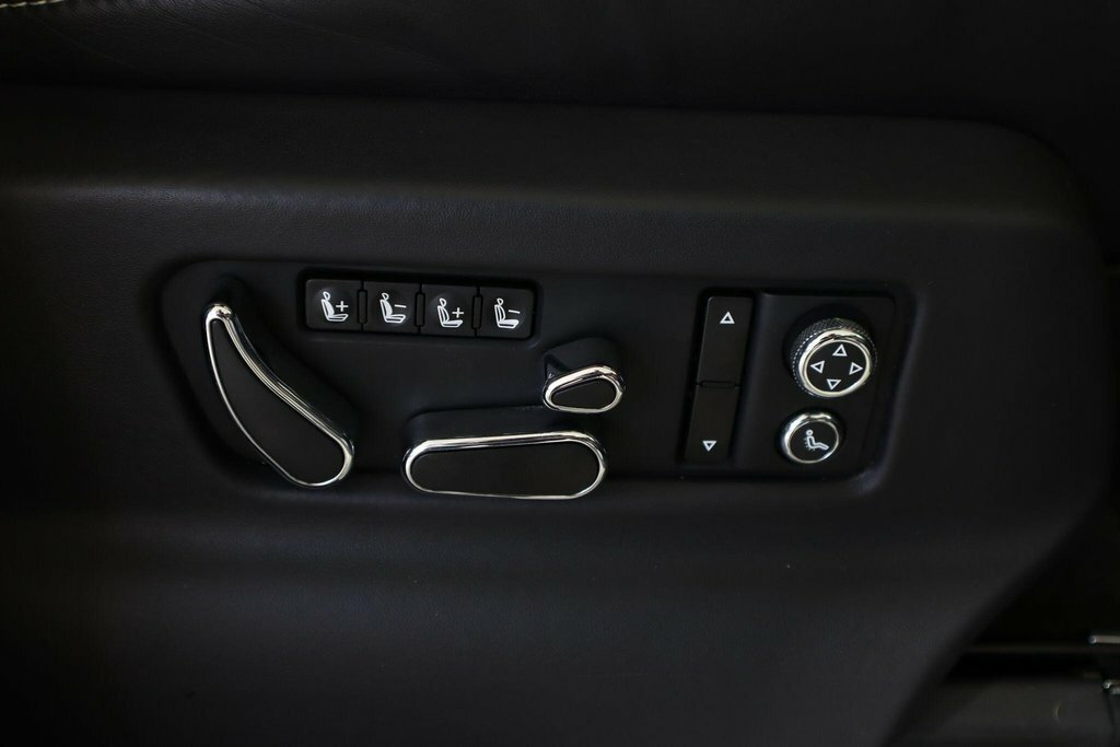 Bentley Bentayga D V8 Black #29