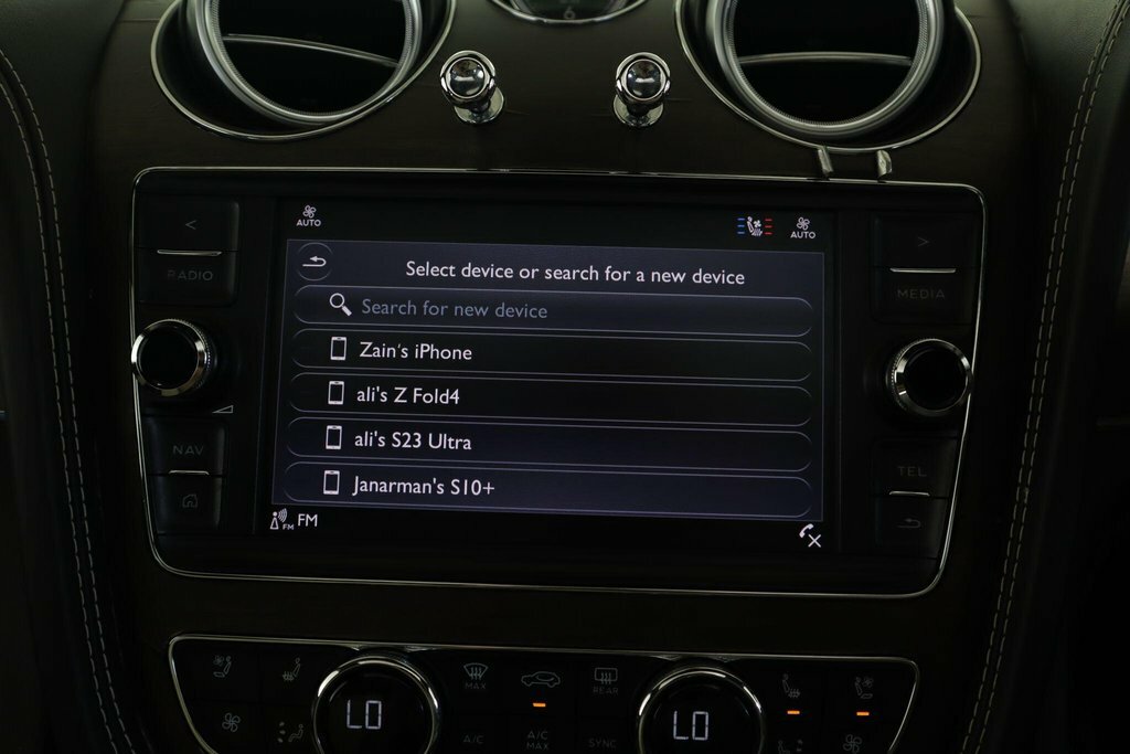 Bentley Bentayga D V8 Black #43