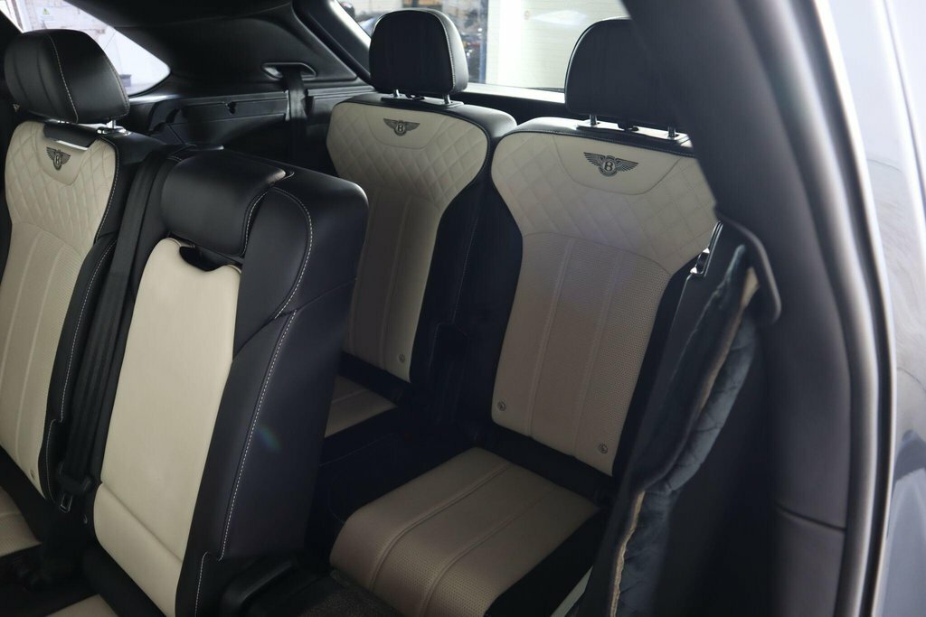 Bentley Bentayga D V8 Black #16