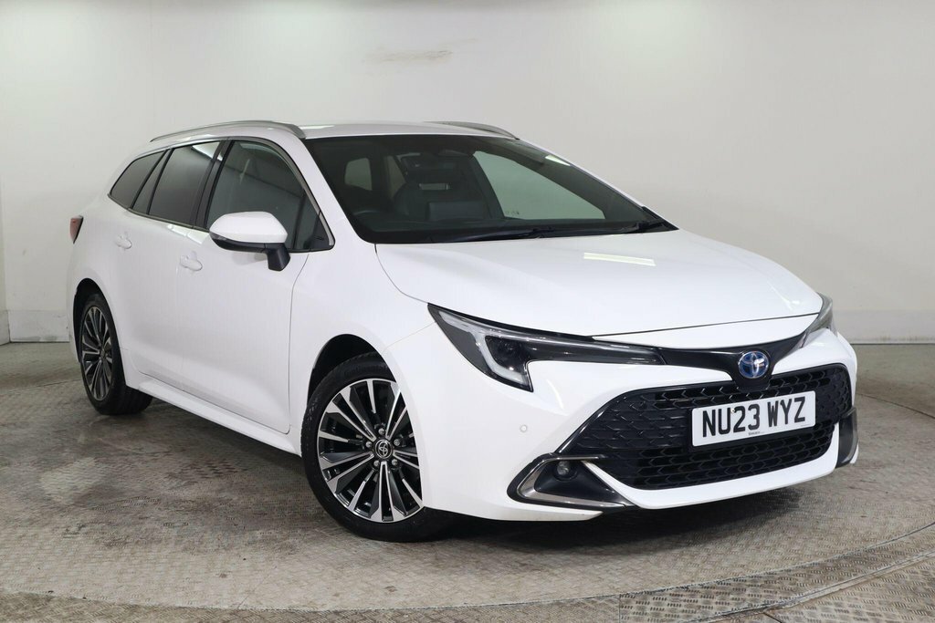 Toyota Corolla 1.8L Design White