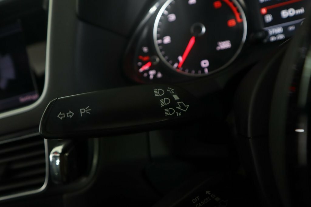 Audi Q5  Grey #28