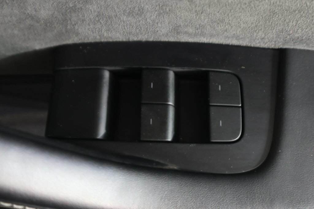Tesla Model Y Long Range Awd  #16
