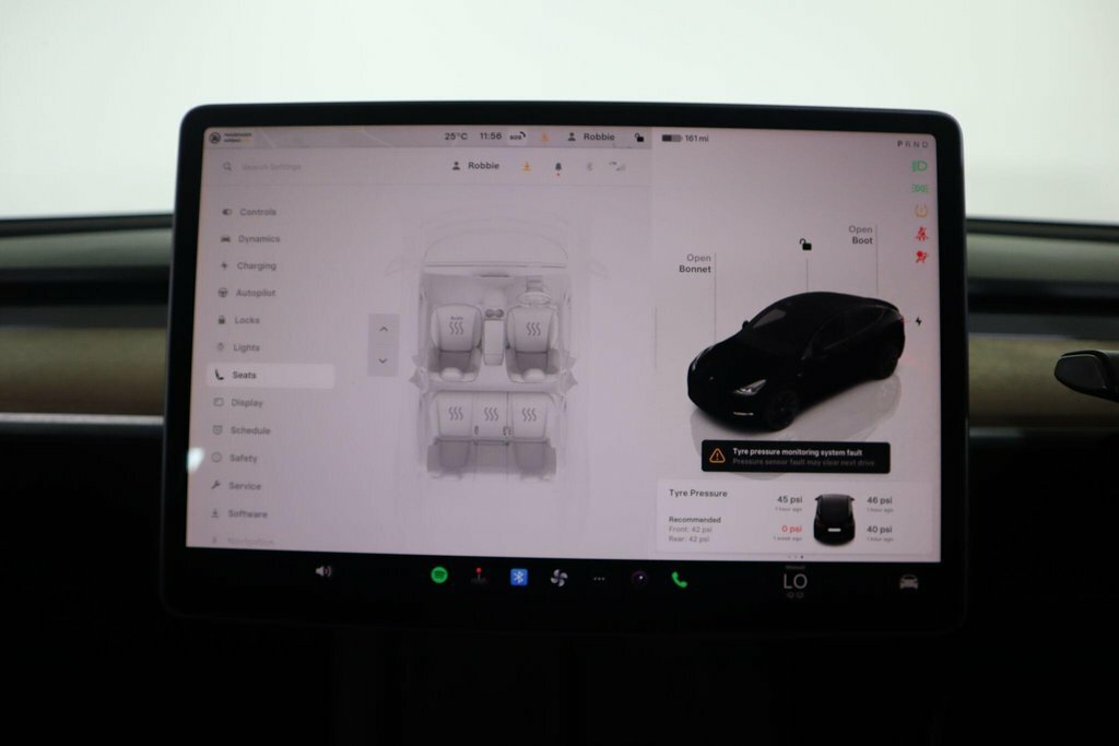Tesla Model Y Long Range Awd  #37
