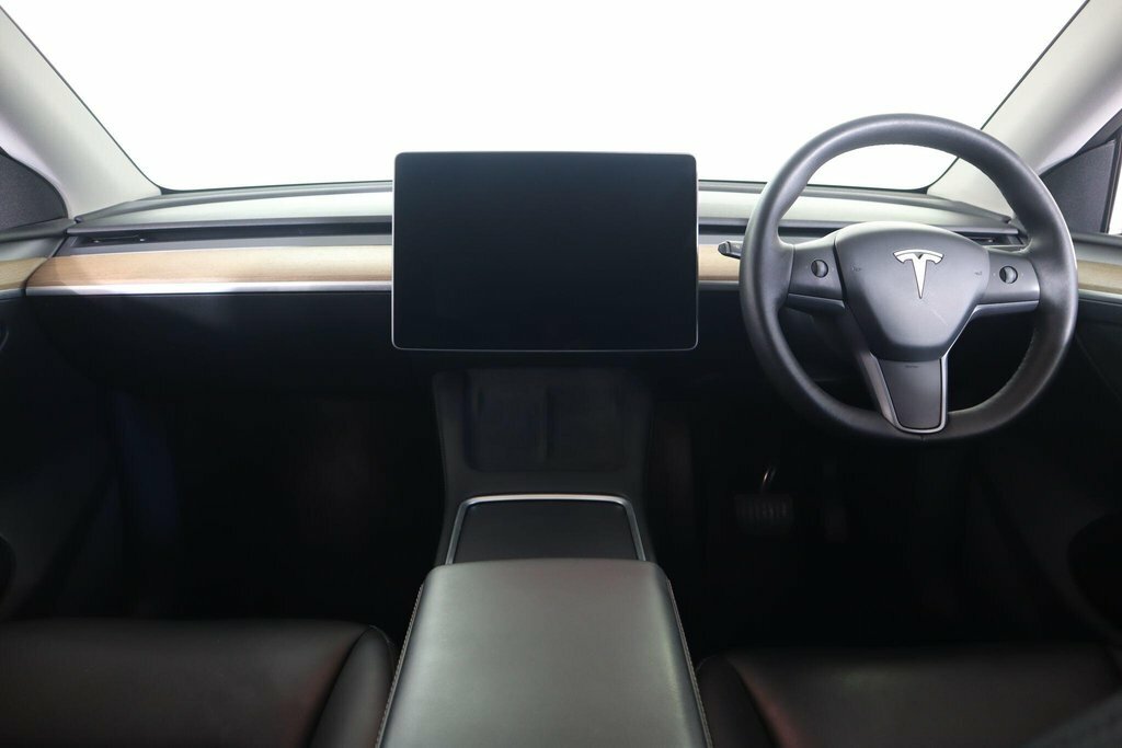 Tesla Model Y Long Range Awd  #10