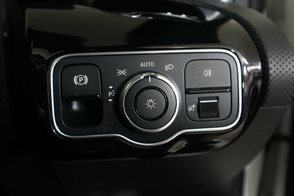 Mercedes-Benz CLA Class Black #18