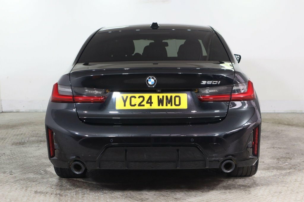 BMW 3 Series 2L M Sport Black #6