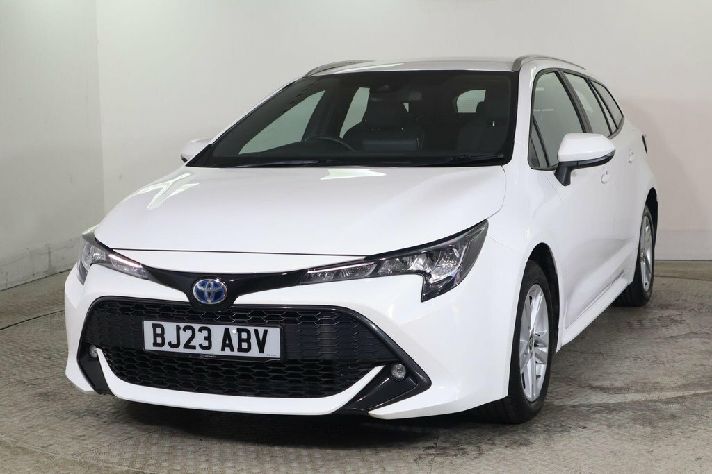 Toyota Corolla 1.8L Icon White #3