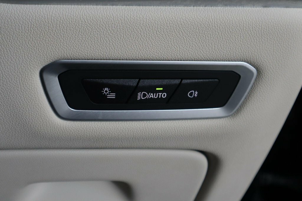BMW X7 X7 M60i Grey #23