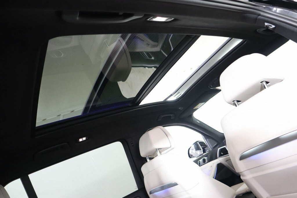 BMW X7 3L M Sport Black #5