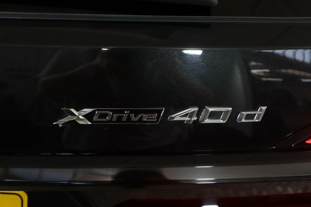 BMW X7 3.0 40D Mht M Grey #74