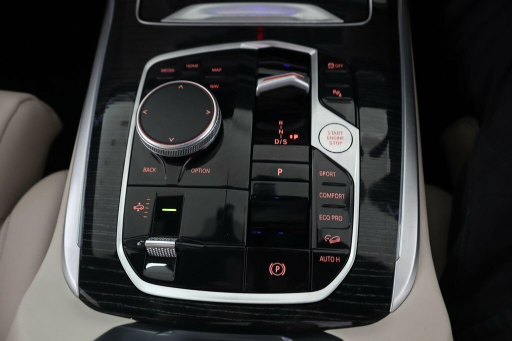 BMW X7 3.0 40D Mht M Grey #22