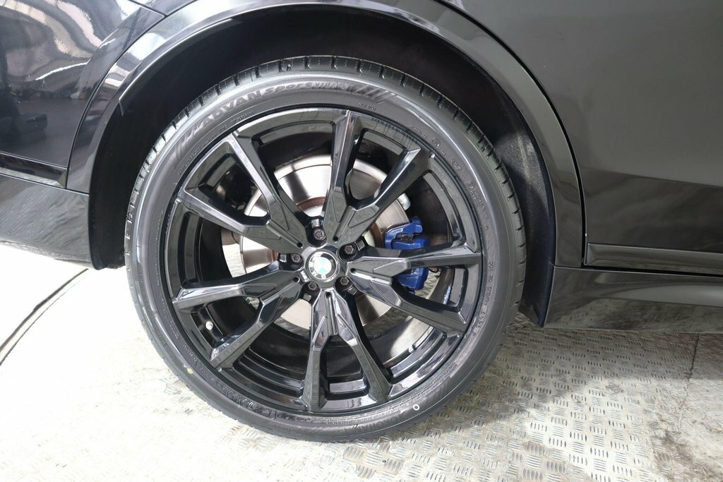 BMW X7 3.0 40D Mht M Grey #36