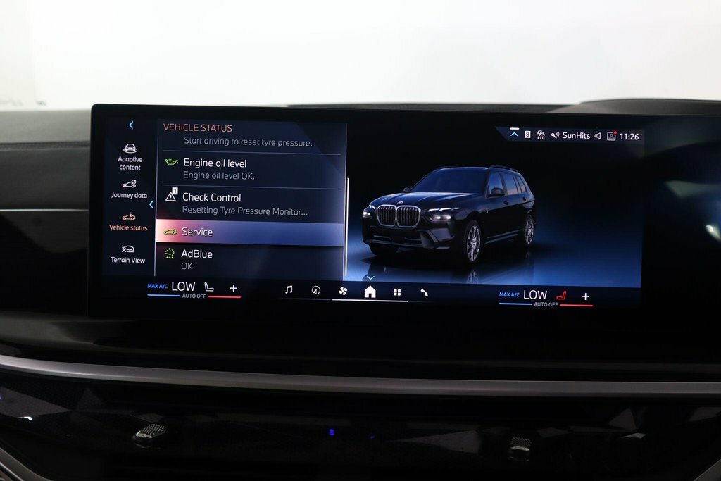 BMW X7 X7 M60i Grey #54
