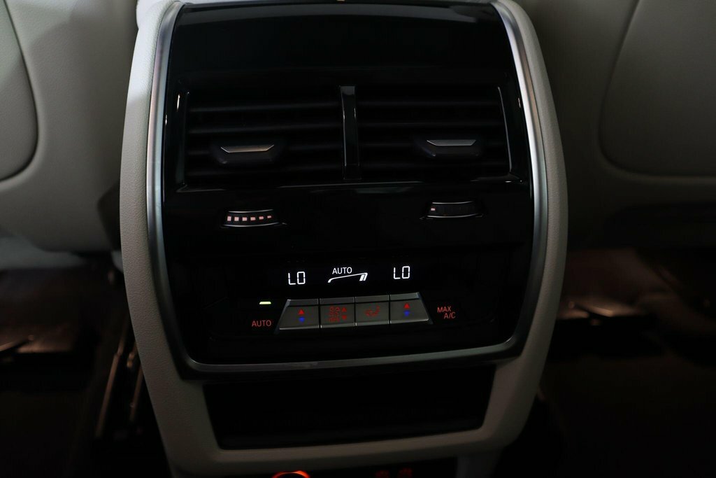 BMW X7 X7 M60i Grey #38