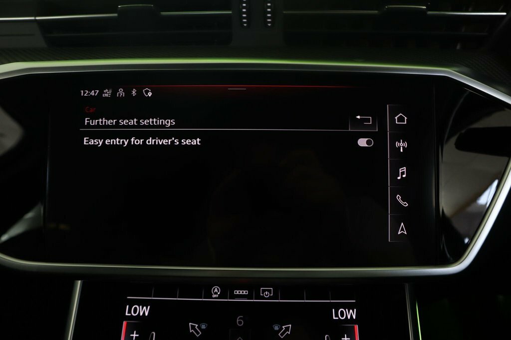 Audi A6 Saloon Sport Black #50