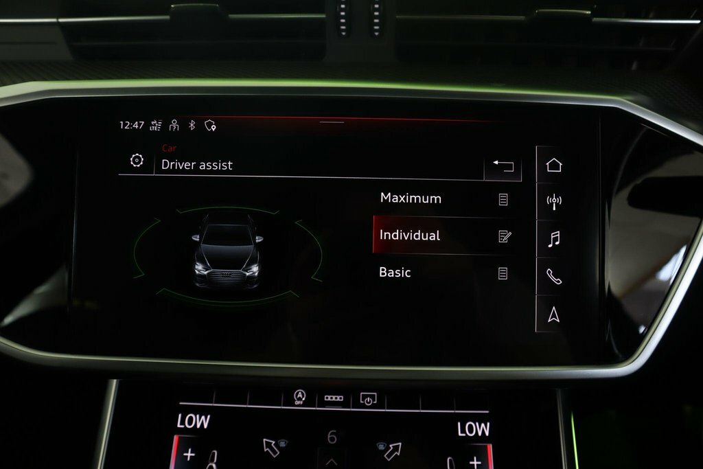 Audi A6 Saloon Sport Black #49