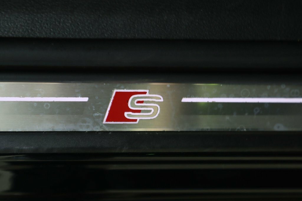 Audi A6 Saloon Sport Black #66