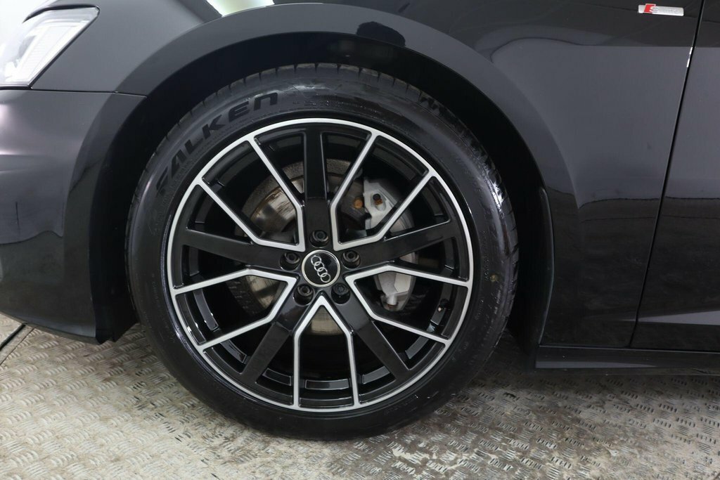 Audi A6 Saloon Sport Black #33