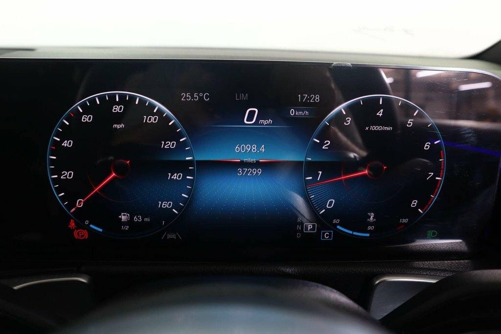 Mercedes-Benz GLB Class Suv Grey #43