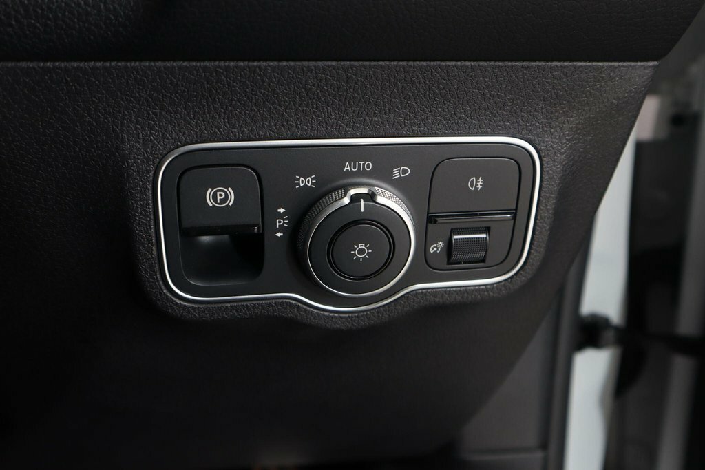 Mercedes-Benz GLB Class Suv Grey #17