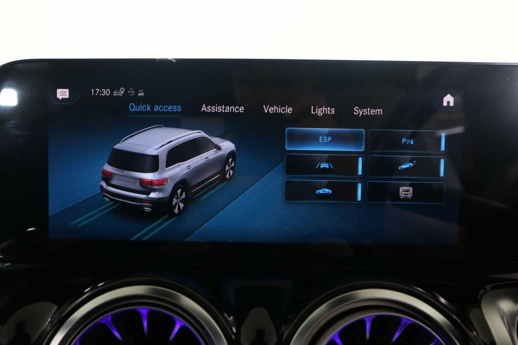 Mercedes-Benz GLB Class Suv Grey #37