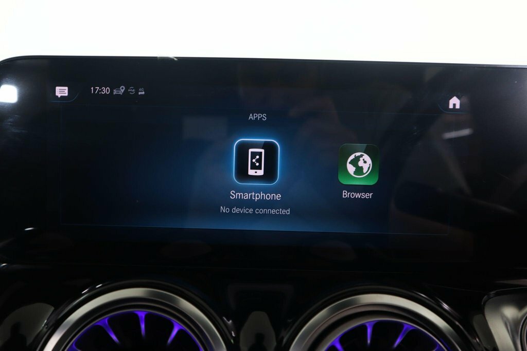 Mercedes-Benz GLB Class Suv Grey #35