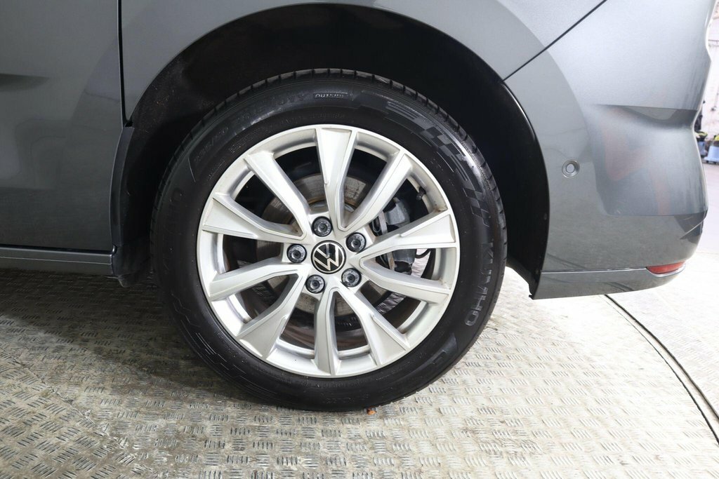 Volkswagen Multivan Energetic Standard 218 Ps 1.4 Ehybrid 6-Speed Dsg Black #34