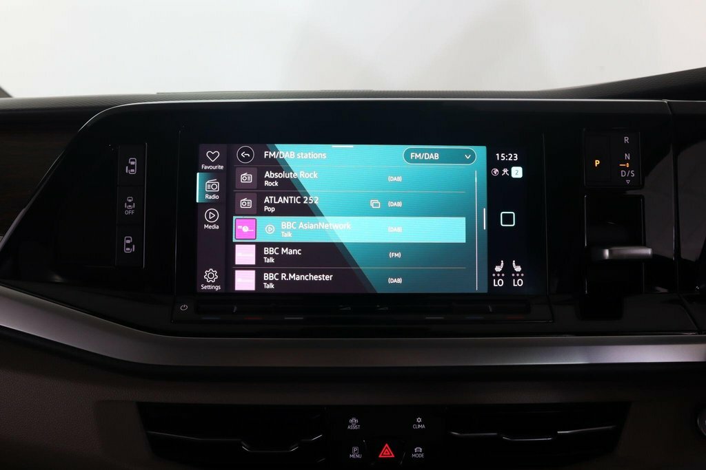 Volkswagen Multivan Energetic Standard 218 Ps 1.4 Ehybrid 6-Speed Dsg Black #42