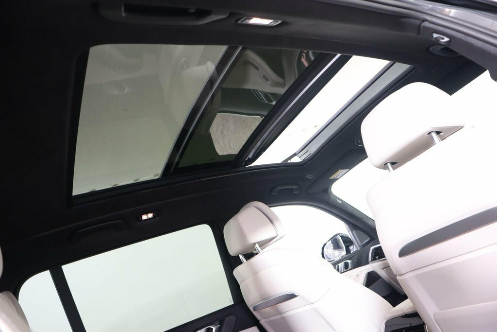 BMW X7 Xdrive M60i Step Blue #65