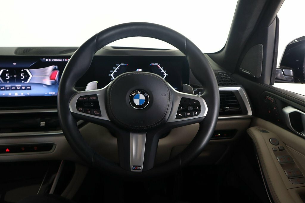 BMW X7 Xdrive M60i Step Blue #64