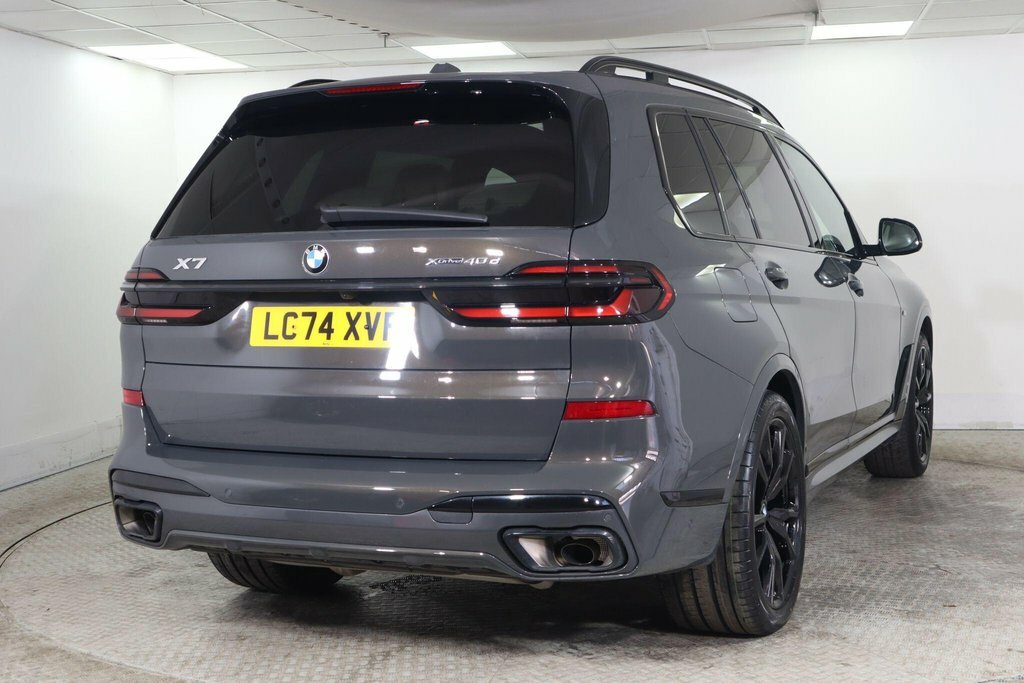 BMW X7 Xdrive M60i Step Blue #8