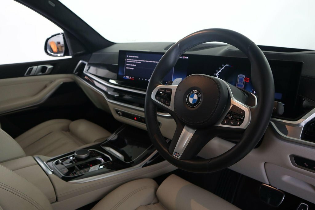BMW X7 Xdrive M60i Step Blue #9