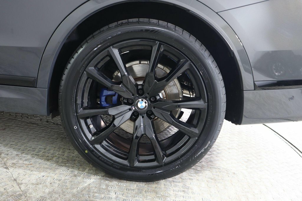 BMW X7 Xdrive M60i Step Blue #32