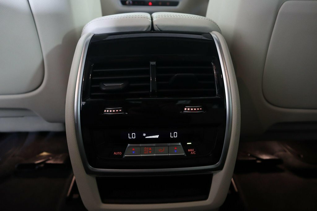 BMW X7 Xdrive M60i Step Blue #69
