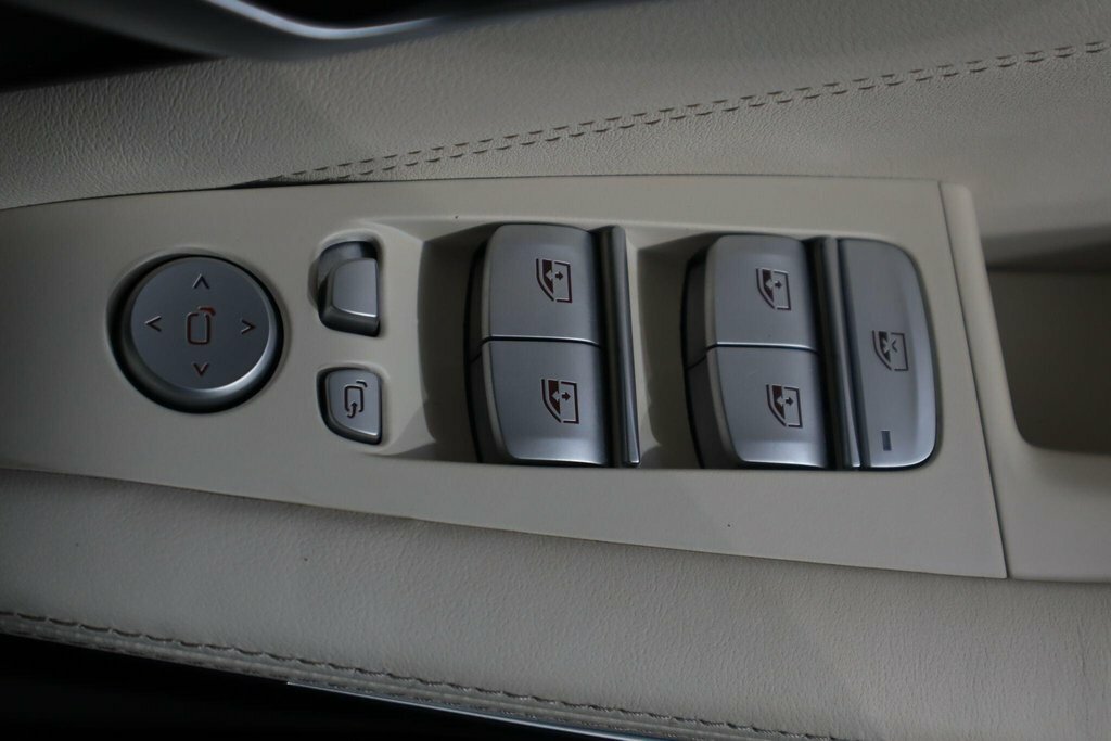 BMW X7 Xdrive M60i Step Blue #26