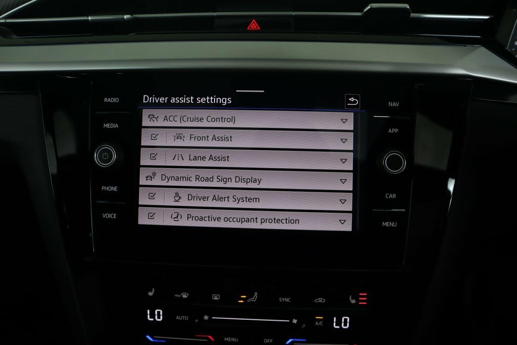 Volkswagen Arteon R-line Red #49