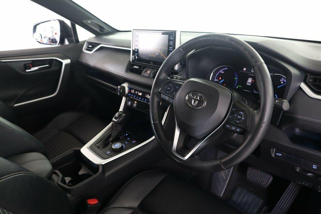 Toyota Rav 4 2.5L Black Edition Black #2