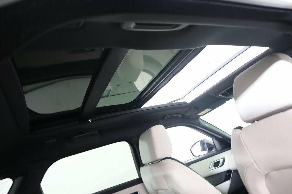 Land Rover Range Rover Velar 2L Edition White #5