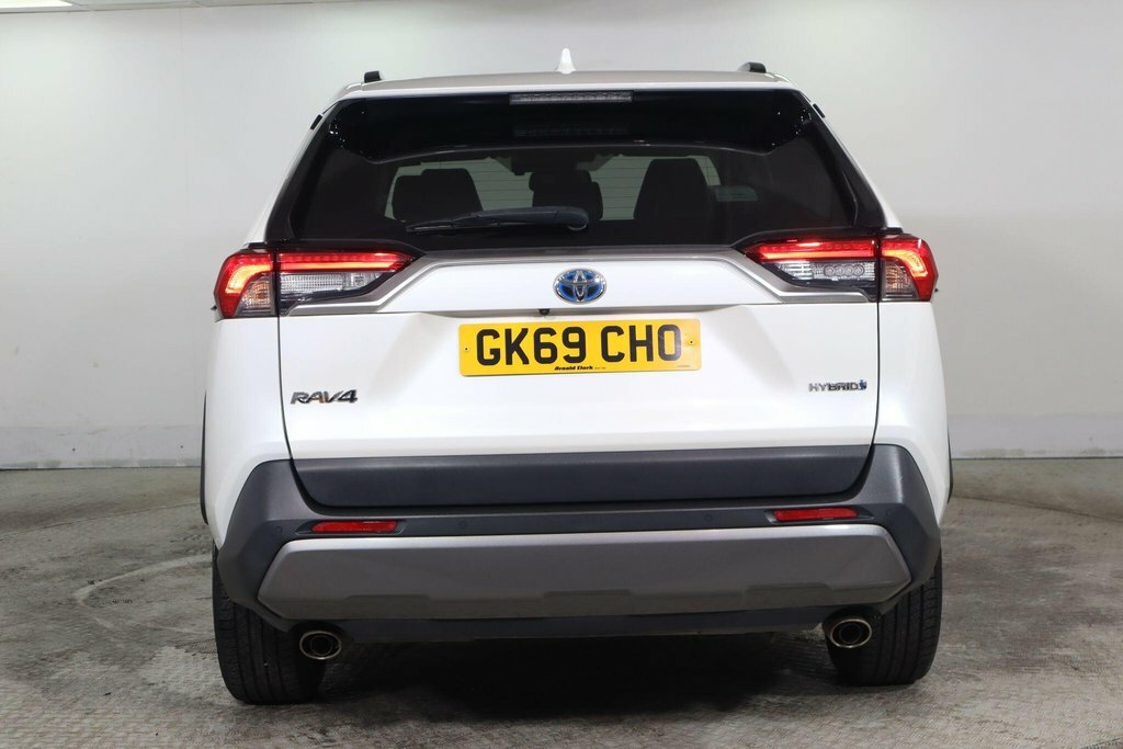 Toyota Rav 4 2.5L Excel White #6